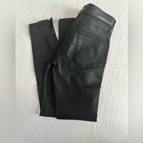 Current/Elliott Black Coated Jean - Picture 4 of 6